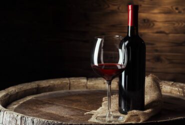 Vinho Bordô origem, tipos, sabores e harmonização