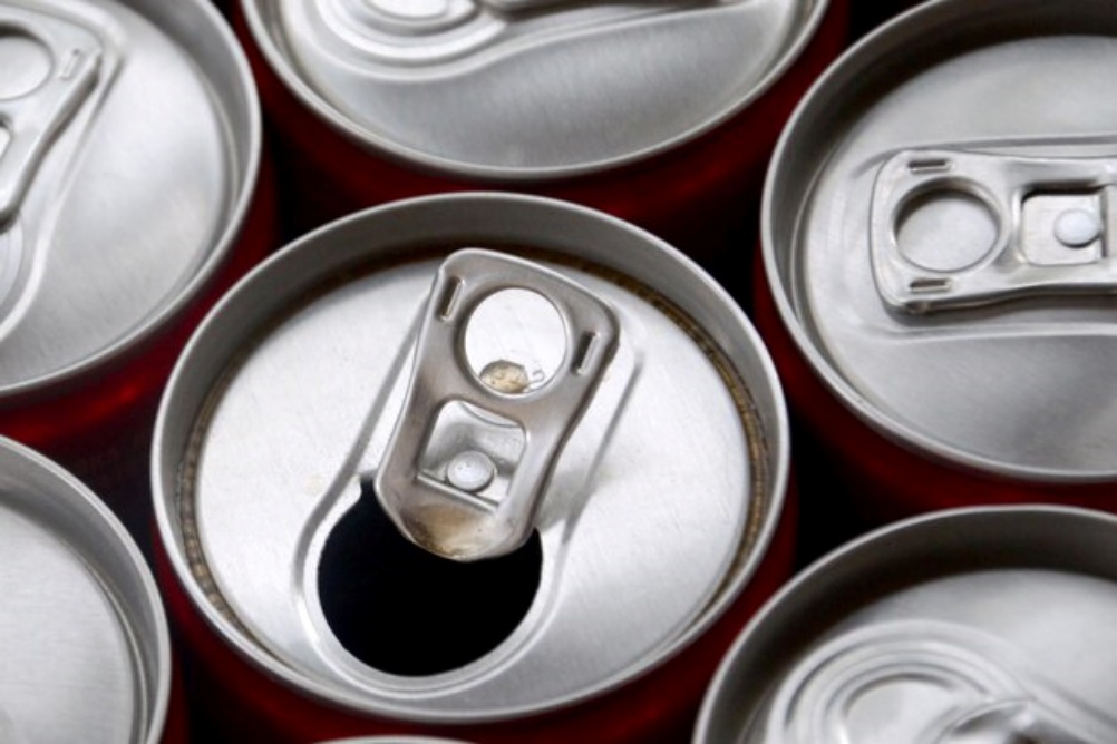 Como guardar Vinho na lata?